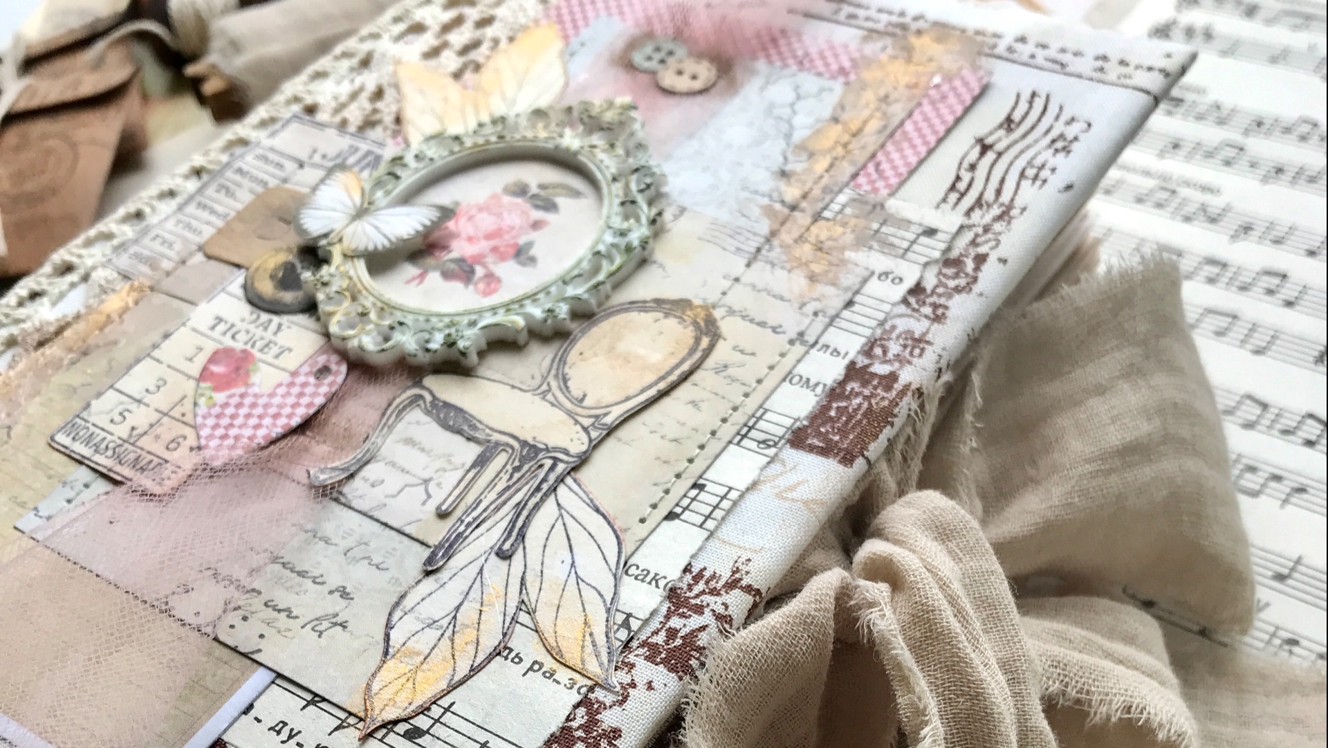 Нежный винтажный блокнот смотреть онлайн