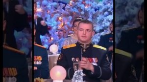 Старый Новый год стучится В вашу дверь... Волшебство может случиться... Отворяй скорей...