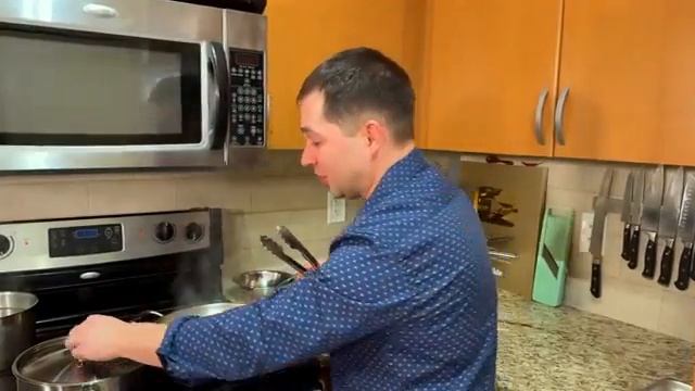 Бефстроганов как в ресторане! Тот самый классический и вкусный рецепт блюда с нежным мясом и соусом! смотреть онлайн