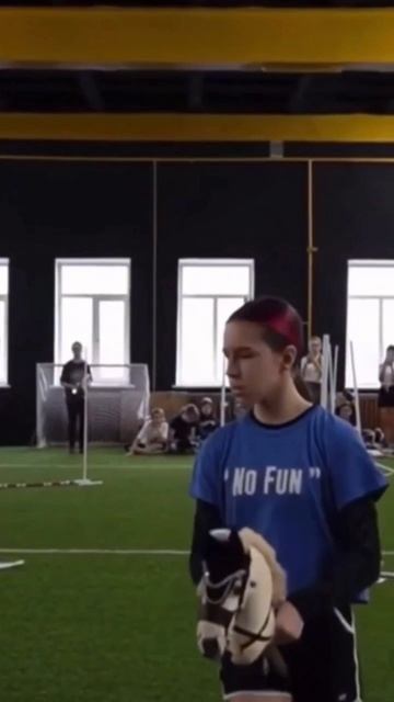 Хоббихорсинг или Яндекс такси смотреть онлайн