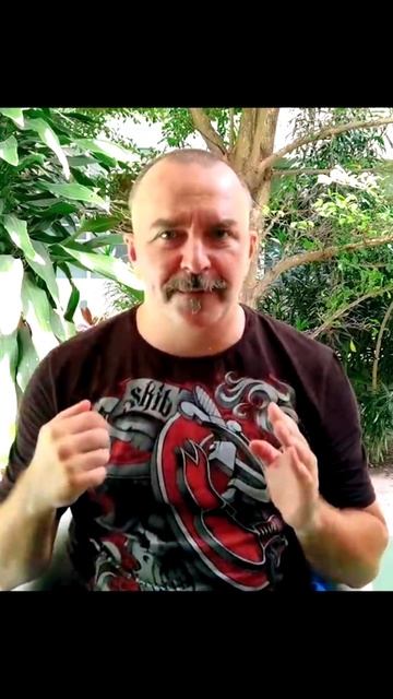 Клим Жуков про нанесение узорной надписи на шлем Ивана Грозного смотреть онлайн