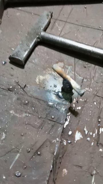 Прижимные болты придумал смотреть онлайн