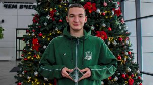 Артём Дряхлов – автор лучшего гола Академии среди старших команд  в 2025 году