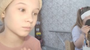 Челлендж. Кто лучше накраситься?Вика против Даши Викин ТГК:https://t.me/Vikyshka_2015