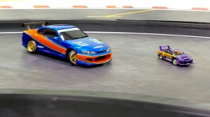 Парный дрифт заезд машинок Nez 1/64 vs  RDC 1/24
