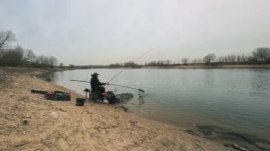 "ВСЕГДА С УЛОВОМ" Илья Якушин делится опытом ловли леща на Москва реке ранней весной.