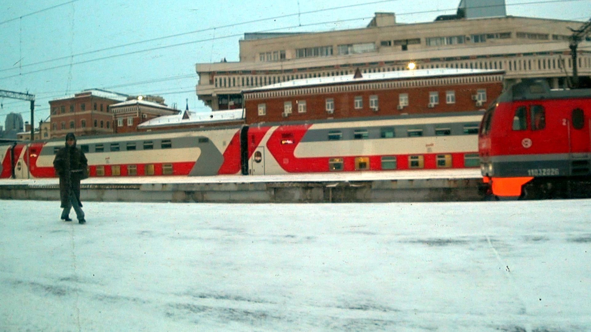 Прибытие поезда Кисловодск-Н.Новгород на КАЗАНСКИЙ ВОКЗАЛ (МОСКВА) смотреть онлайн