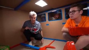 А четыре побег из подводной лодки