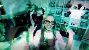 Полина с Димой поют трек (не велл)