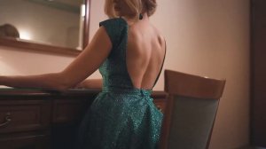 1000010912.mp4.  " он ведьмой звал её всегда...