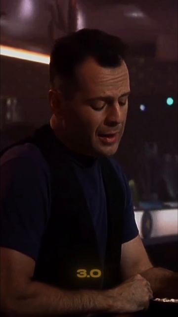 Капучино - это напиток посланный сверху. Брюс не соврет ☕️ #брюсуиллис #кофе #юмор #шефстепанов смотреть онлайн