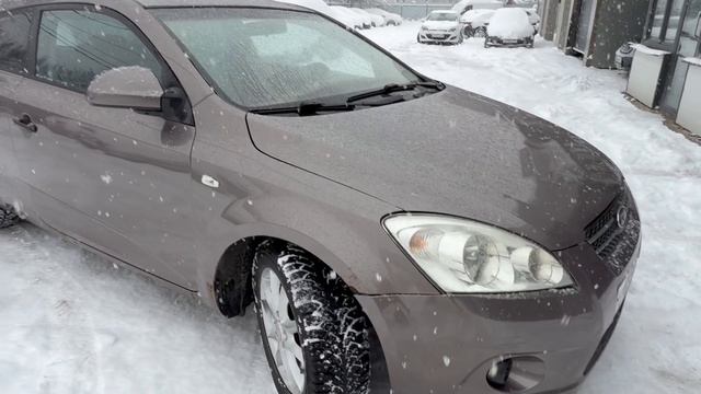 Kia Ceed смотреть онлайн