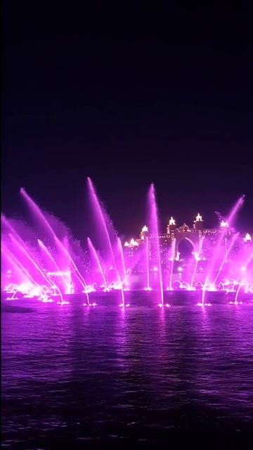 красивый фонтан.mp4 смотреть онлайн