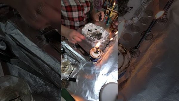 Уничтожаем вольтов, кукол Вуду, обрываем привязки к смерти.