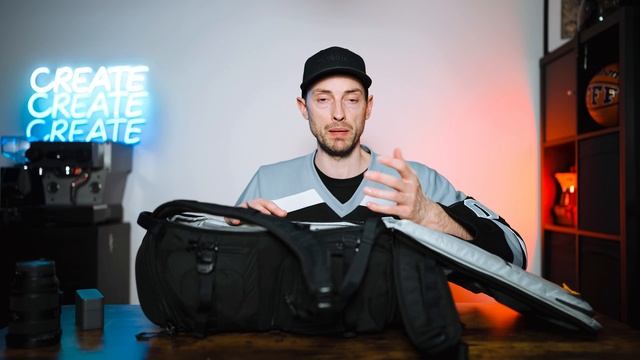 What’s In My Camera Bag For 2026 (Travel, Sports, Wildlife) смотреть онлайн