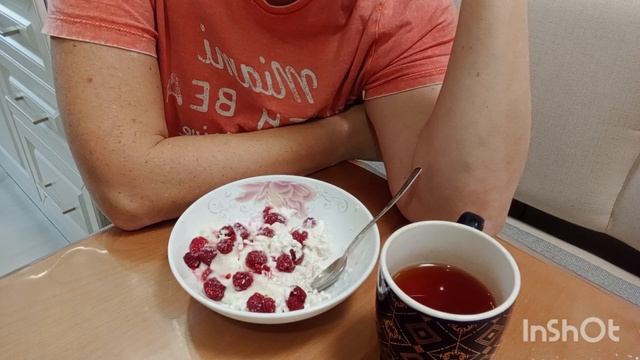 ТВОРОГ С МАЛИНОЙ.И ВКУСНО И ПОЛЕЗНО.ПОБОЛТАЕМ. смотреть онлайн