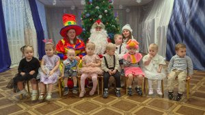 Новогодний утренник группа "Солнышко" 25-26 г.