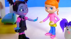 Вампирина встречает гостей