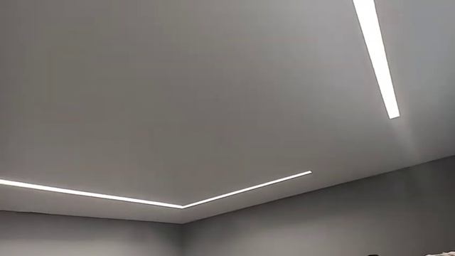 ✅ Световые линии на натяжном потолке