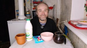 завтрак с Рыжулей. чаша от хлебопечи подкапывает. мукбанг. обжор. еда на камеру. диета. шизофрения.