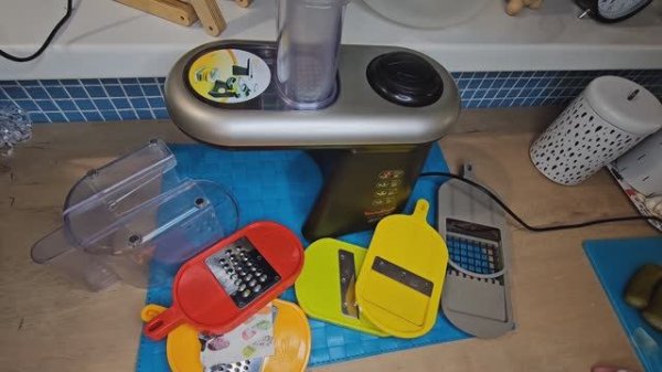 🔥обзор мультирезки Moulinex Fresh Express Cube & Stick, рецепт салата Президентский