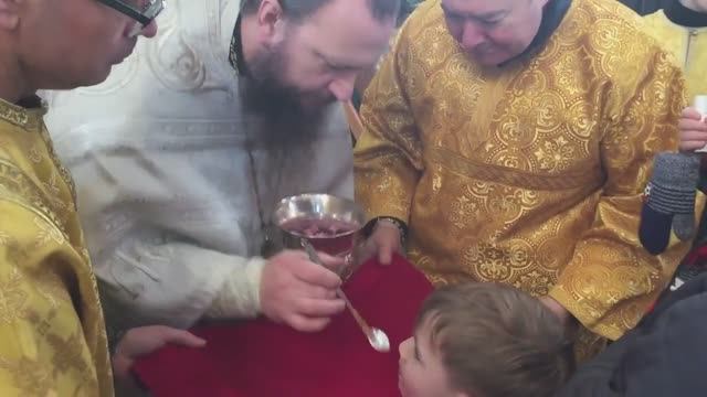 Причастие Святых Христовых Таинств 07 января 2024 года смотреть онлайн