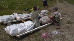 Сплав на плоту из полторашек