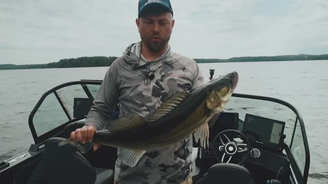 "РЫБОЛОВНЫЙ СПОРТ" Hot Spot Zander 3 Сезон серия 4.