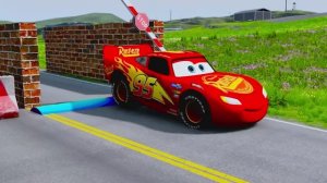 МУЛЬТИКИ ПРО МАШИНКИ: Весёлые приключения на дороге! Яркое смешное детское видео.