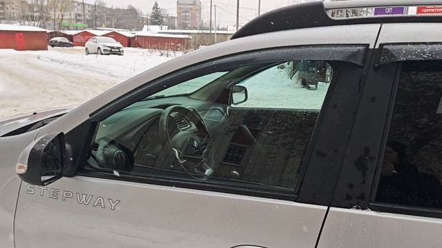 RENAULT SANDERO STEPWAY смотреть онлайн