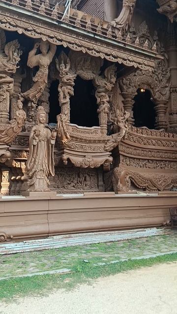 Что ты упустишь, если не посетишь этот храм в Таиланде? Не Туристический Храм: Sanctuary of Truth