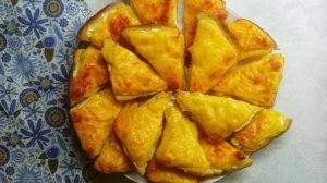 Горячие бутерброды с ананасом и сыром