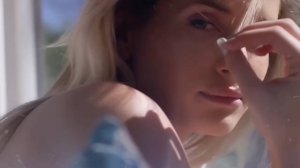 Savia Luz - Feel It Move, New Video, Top Models, Deep House Music 2025