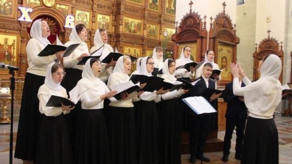 Взошла звезда ясная. Хор певчих Свято-Елизаветинского храма.