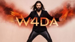 Трансгендер - мошенник. За деньги, да.