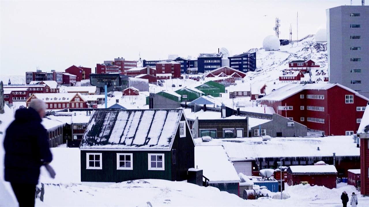 Дания заявила об усилении военного присутствия в Гренландии. смотреть онлайн
