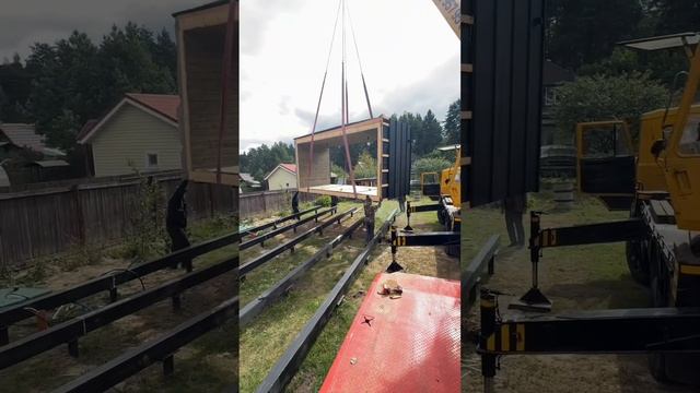 PREFAB от MINIDOM модульный дом частями приезжает на место..