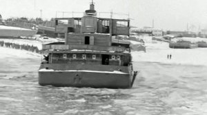 1968 год. Тюмень. Спуск самоходной баржи