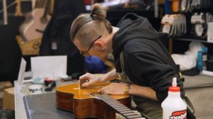 Как убрать грыжу на гитаре?