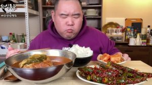 Ребра говядины рис и очень острый перец