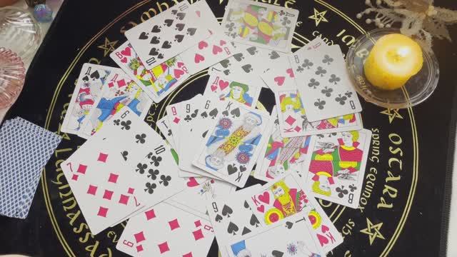 Червонная дама. Гадание на игральных картах