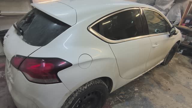 CITROEN DS4: ИМПРОВИЗИРОВАННАЯ ЗАМЕНА КНОПКИ БАГАЖНИКА🛠️