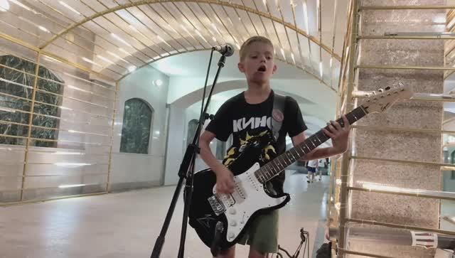 "Перемен" (Кино, кавер) - как всё начиналось - к 10-ти летию Лёвы смотреть онлайн