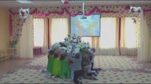 Танец с голубями