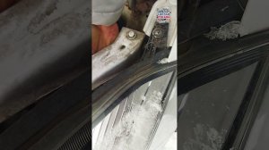 замена левой лампы габаритов Чери Тигго 4