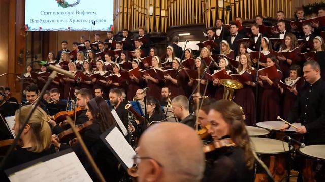 Спит спокойно Вифлеем смотреть онлайн