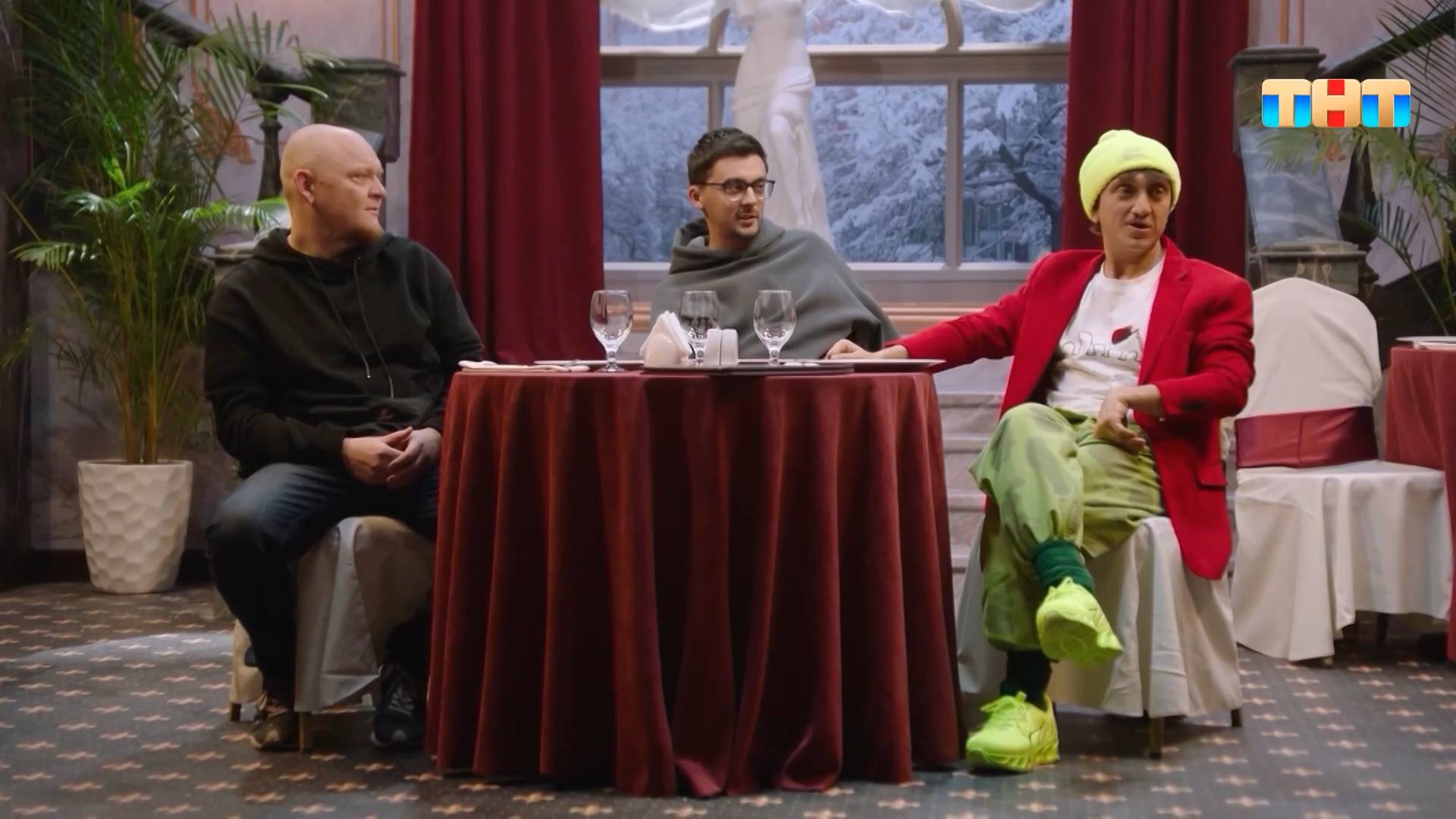 Однажды в ресторане смотреть онлайн