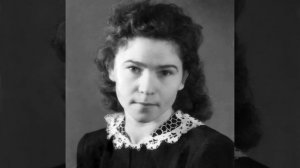 Ирония судьбы Наины Ельциной в духе саркастического попаданческого фарса.