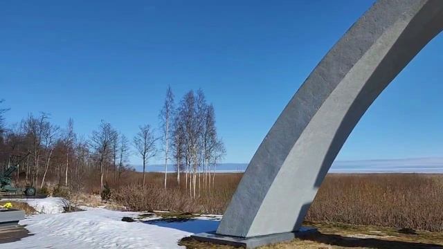 Памятник "Разорванное кольцо" в Ленинградской области смотреть онлайн