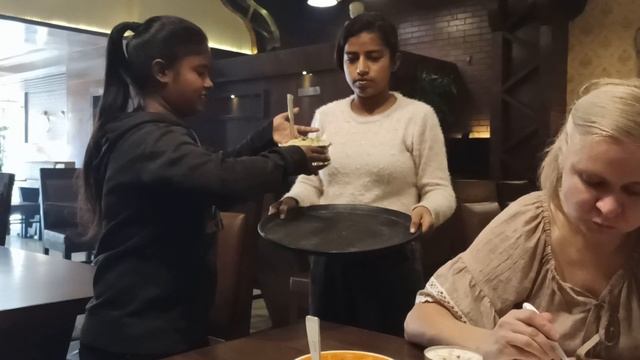 Ресторан в Амритсаре! смотреть онлайн